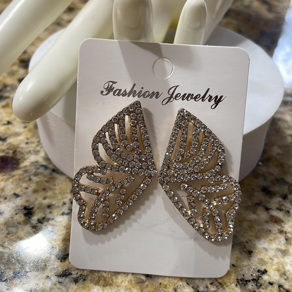 Rhinestone Butterfly Wing Statement Stud Earrings - Picture 14 of 15